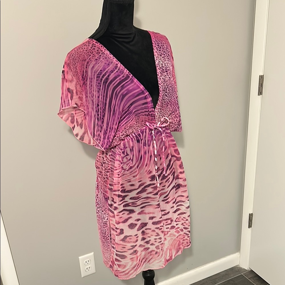 ELAN Beach Pink and Black Plunge Neck line Swim Cover Up